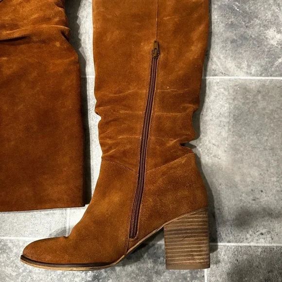 FatFace Brown Suede Knee-High Boots - Picture 3 of 8